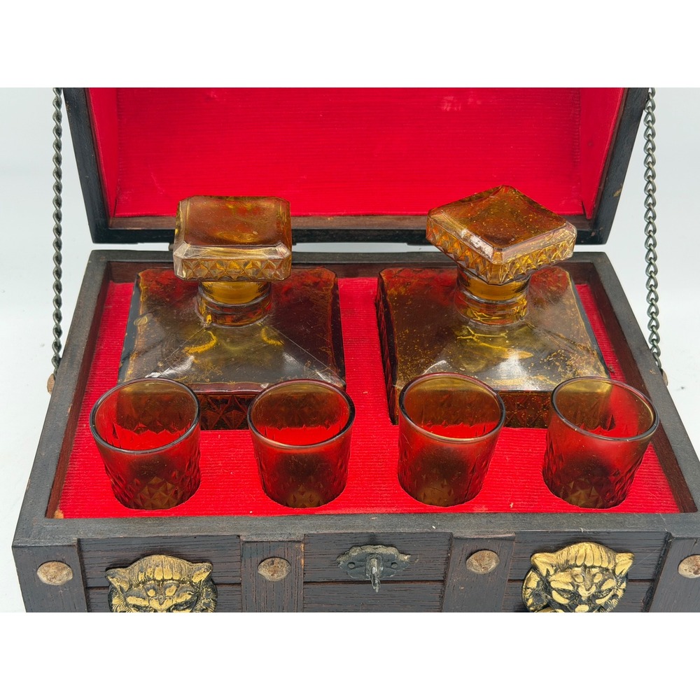 Vtg 70s Amber Glass Diamond Point Decanter Set Wooden Treasure Chest Lion Head